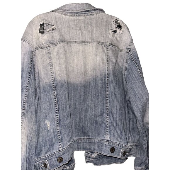 Torrid Womens Light Wash Distressed Denim Jacket Size 2 With Ripped Back Details - Picture 6 of 7